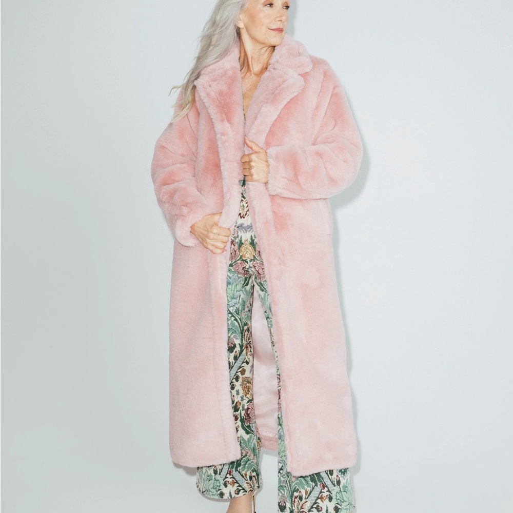 Hilary MacMillan - Women's Pink Faux Fur Coat